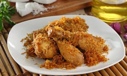 ayam goreng serundeng